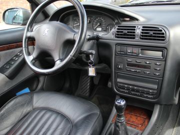 Peugeot 406